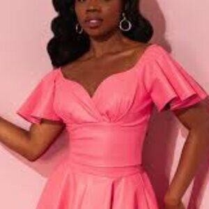 BNWT - BAD GIRL BABYDOLL CROP TOP IN FLAMINGO PINK VEGAN LEATHER - SMALL